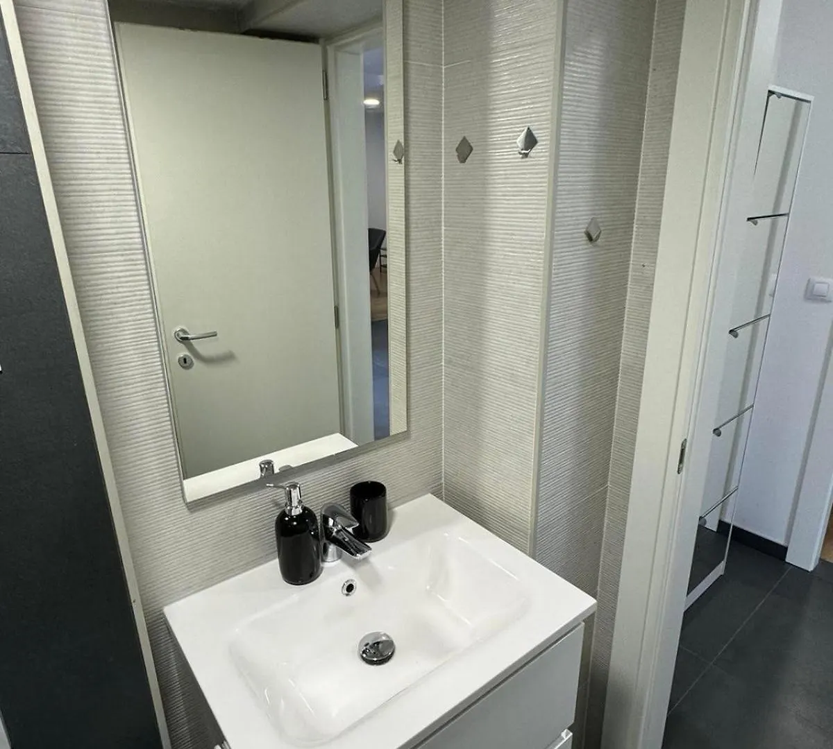 Apartman Rijeka Centar -Free Parking Croazia
